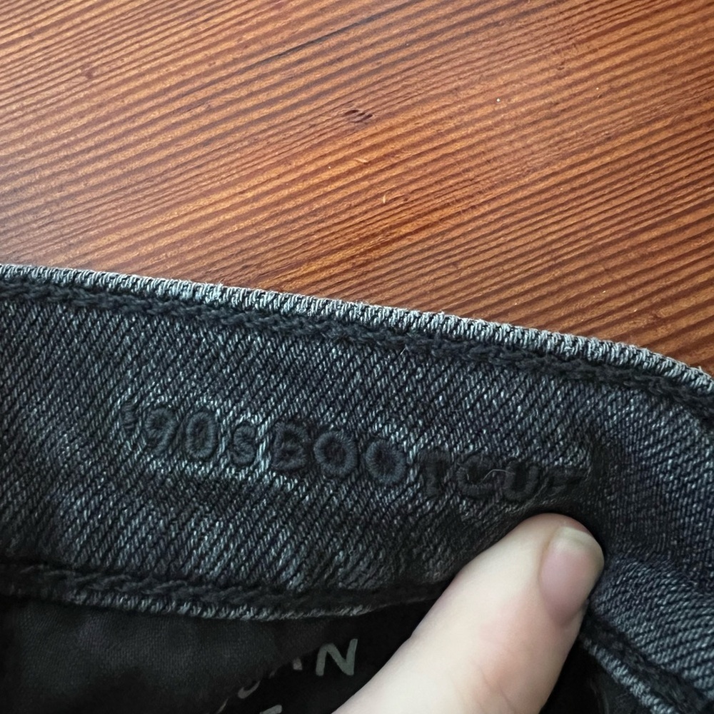 American Eagle ’90s Bootcut Jeans Black Distressed Knees Size 10 Long Real Good - Picture 9 of 12